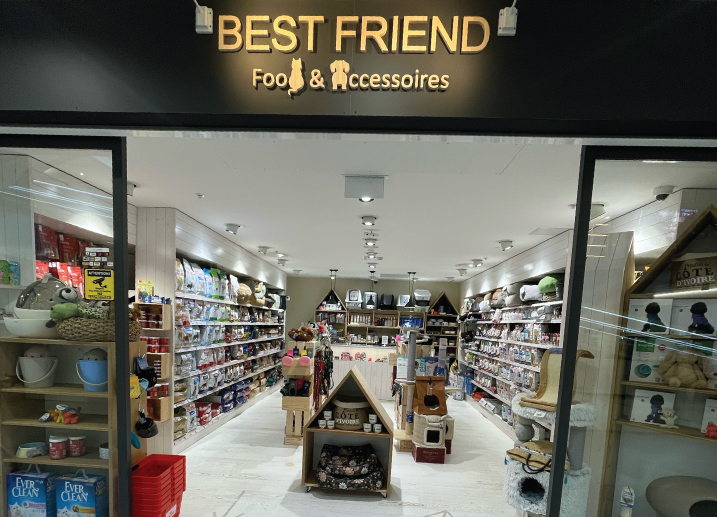 Enseigne Best Friend Centre Manor Chavannes